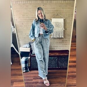 easel Light Wash Blue Denim Jean Jacket